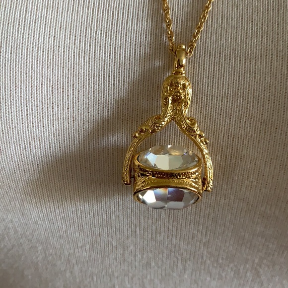 Vintage Joan Rivers Crystal Fidget Spin Gold Tone Necklace - Picture 2 of 12